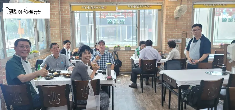 ▲ 한국 시서울문학회, 초복의 뜨거운 정 문인들과 나누다 [사진 : 이청강 기자]