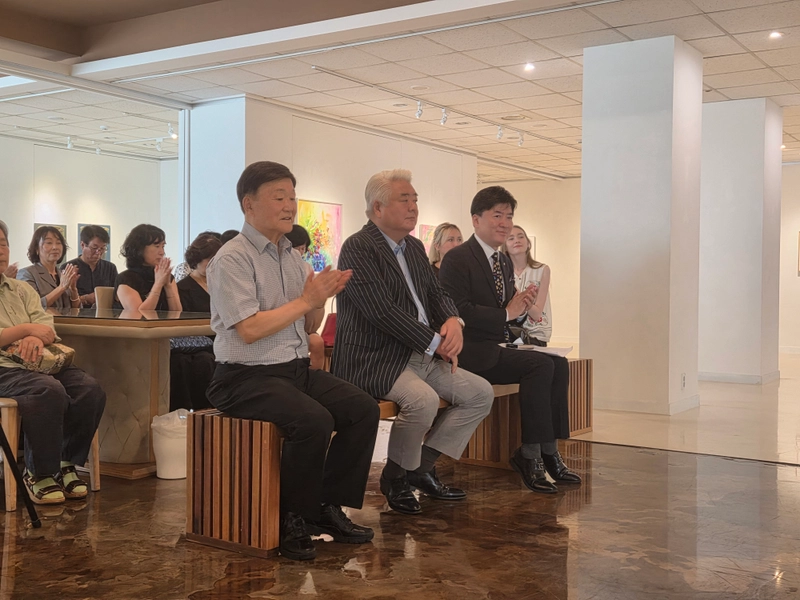 이희일 고문(좌) 차대영 교수(중앙) 하정민 회장(우)