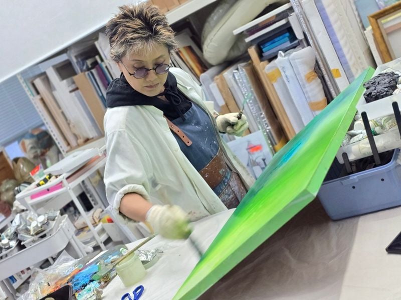 조민숙 작가 작업하는 모습 (사진 : 작가제공)