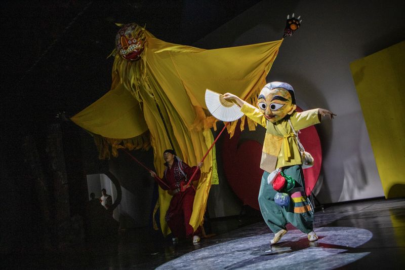 극단꼭두광대 공연 모습