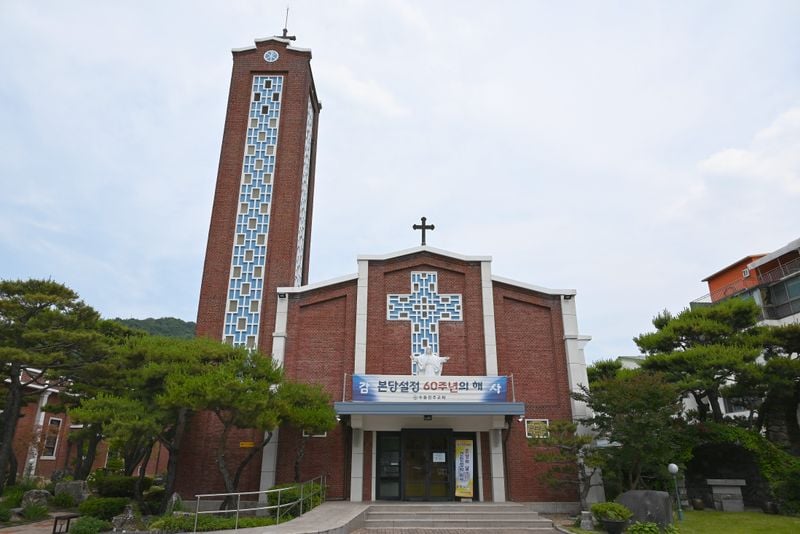 청주 수동성당 본당 전면