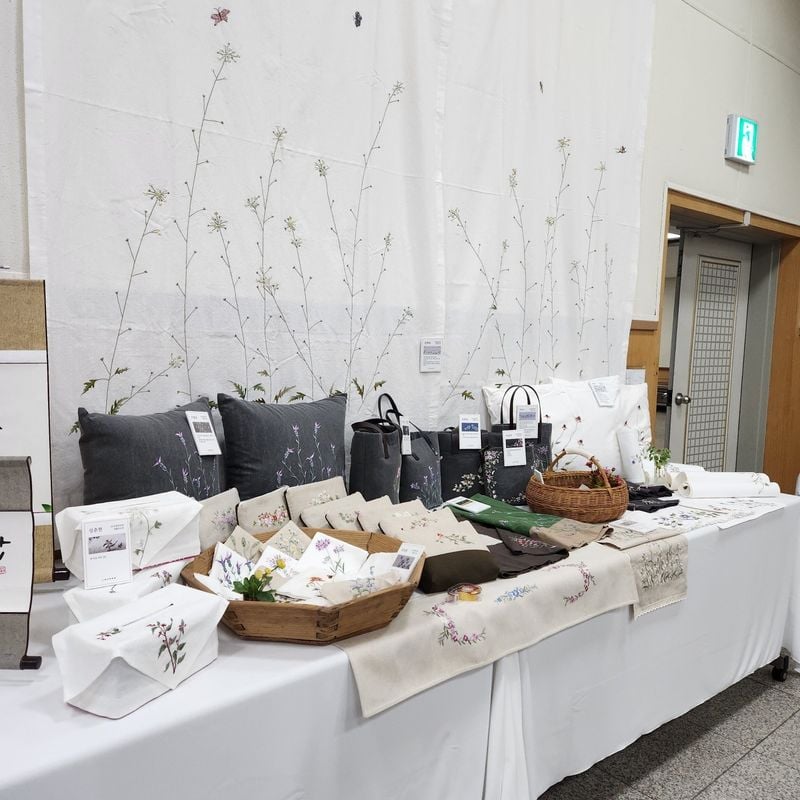 야생화자수 작품 전시-2