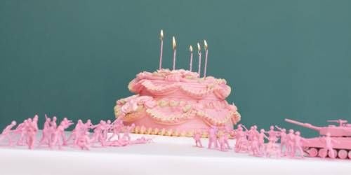 국내·외 사진계 최고 권위와 정통성 지닌 제24회 동강사진상 수상자로 선정된 임안나 작가의 작품 ‘로맨틱 솔저’.