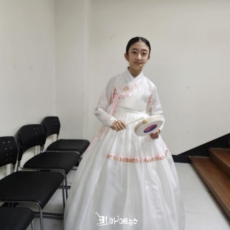 공연을 준비하고 있는 장예슬