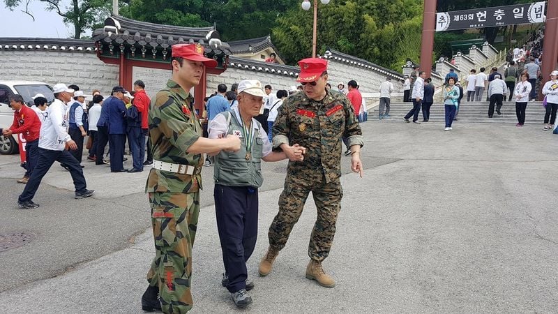 필자와 소년병 참전용사 어르신