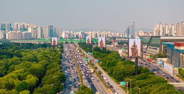 디지털미디어벨트에서 국립중앙박물관 콘텐츠가 송출되고 있다