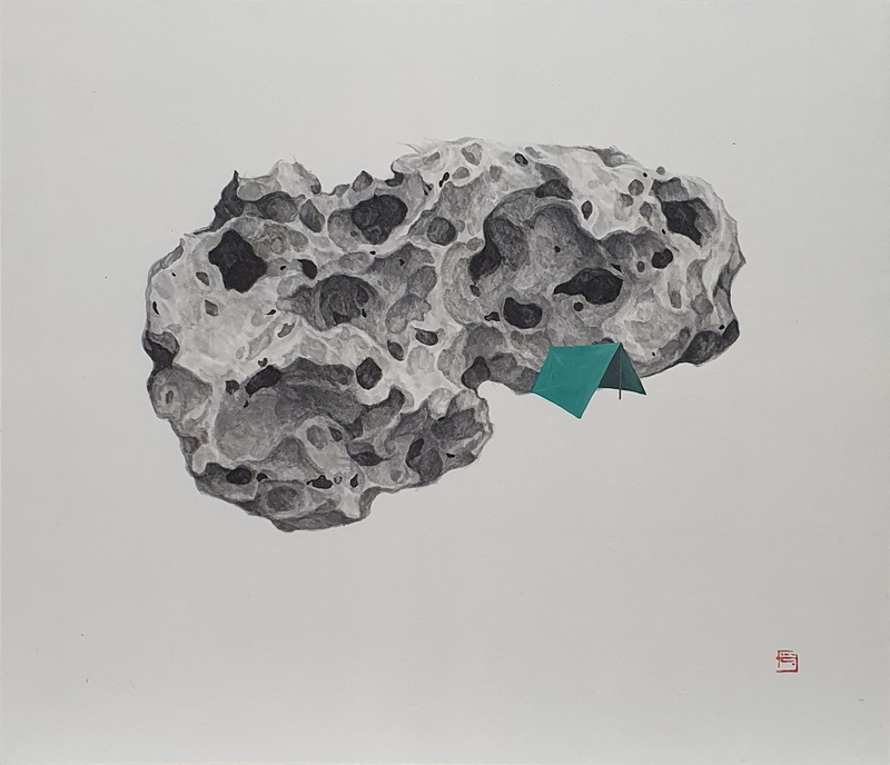 최은영_긴 산행_2026_한지에 먹과 분채_45.5×53cm