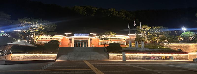 청주고인쇄박물관 야간경관-1
