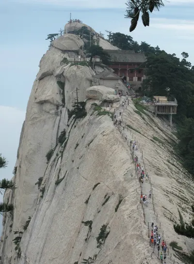 [이승하의 하루에 시 한 편을 258] 이지호의 "화산"