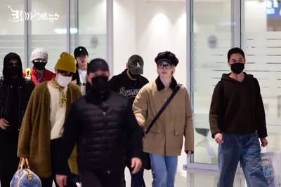 [현장 화보 사진] BTS 완전체 입국, 내달 21일 광화문 공연