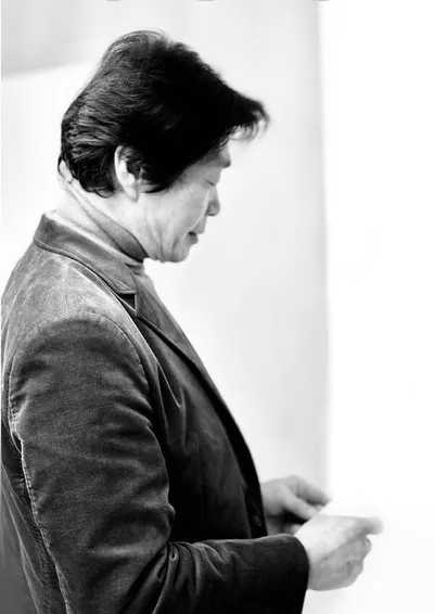 숨과 숨 사이, 시간을 휘게 그리는 화가… 임종엽, 제1회 KAN ‘K-컬처작가대상’ 선정