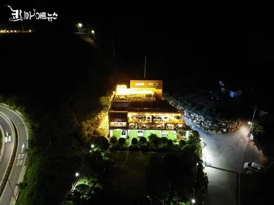 전설의 귀환, 취권 배우 황정리 ‘Legacy 역주행’ 열풍... 무대를 넘어 시대의 아이콘으로