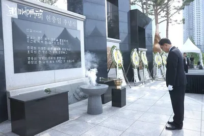 [KAN] 민경선 고양특례시장 당선인, 현충일 맞아 현충공원 참배… “숭고한 희생, 시정으로 보답할 것”
