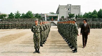 [홍영수의 세상 보기] 고장 난 인생 수리 중