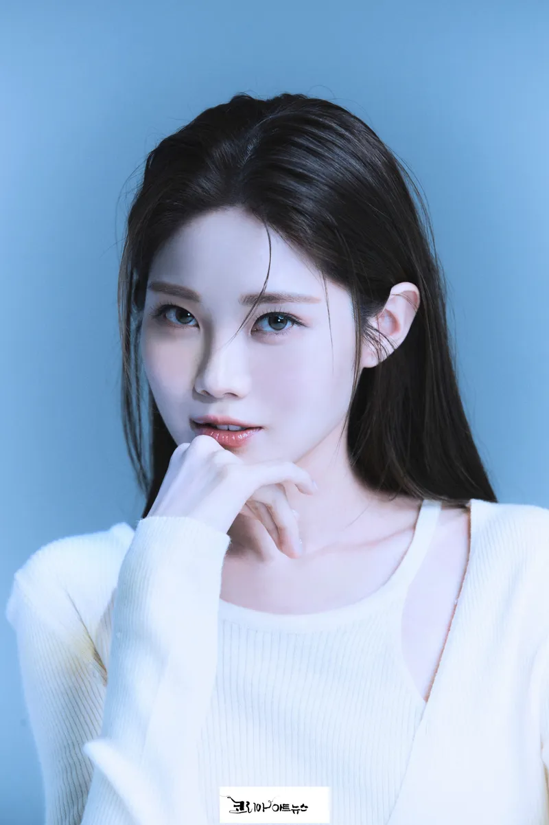 가수 배아현 프로필 / 사진제공 BTN라디오
